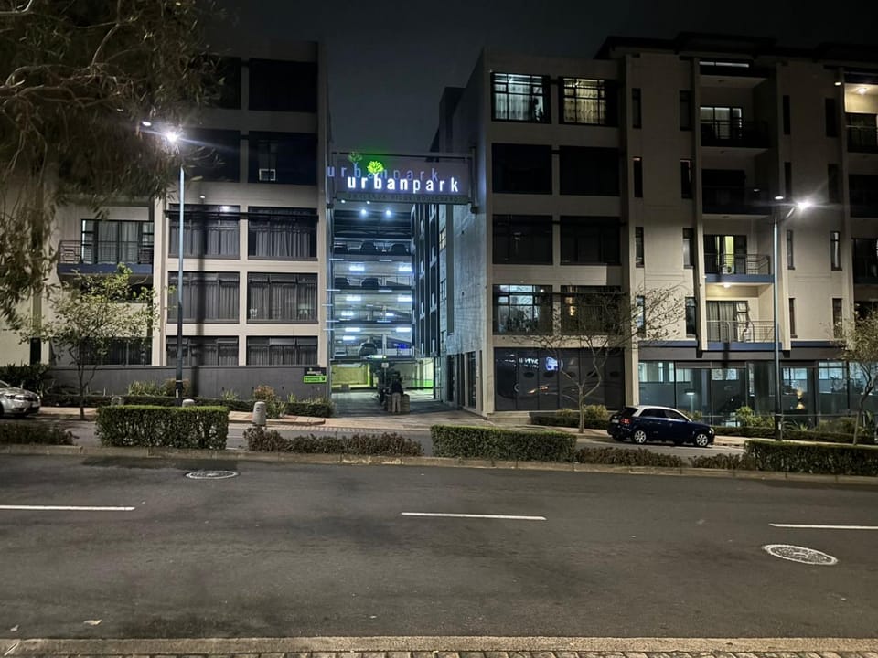 Urban Park Umhlanga Rocks J001 Apartment in Umhlanga