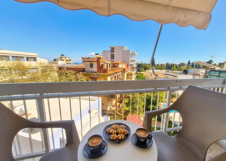 Balcony/Terrace, Living room