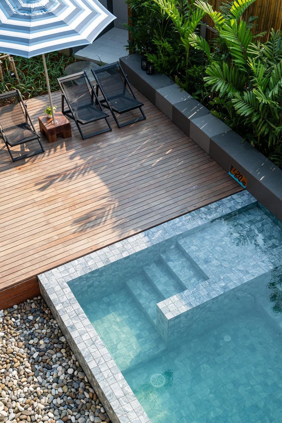 Ozone Cave Hotel in Ban Tai