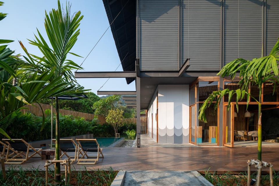 Ozone Cave Hotel in Ban Tai