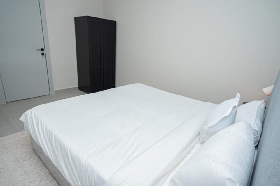 Bed, Bedroom, wardrobe