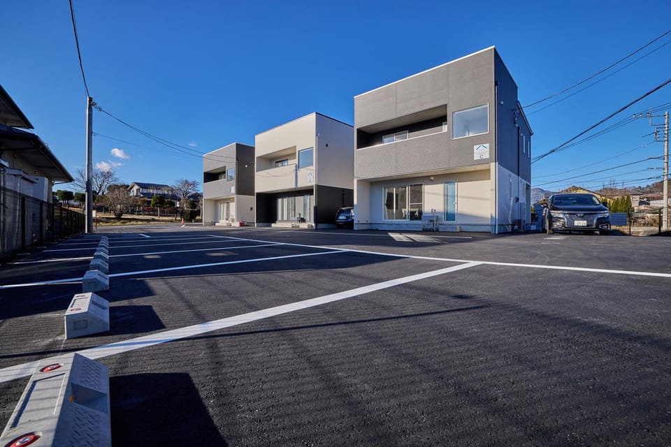 Property building, Parking