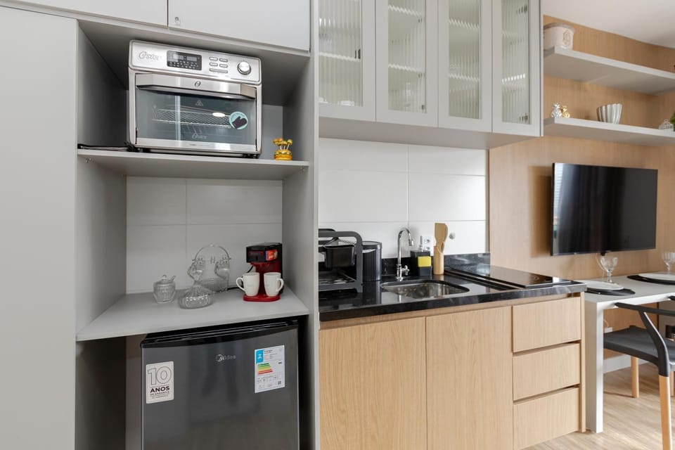 TV and multimedia, Coffee/tea facilities, Kitchen or kitchenette, minibar, oven, pet friendly, stove
