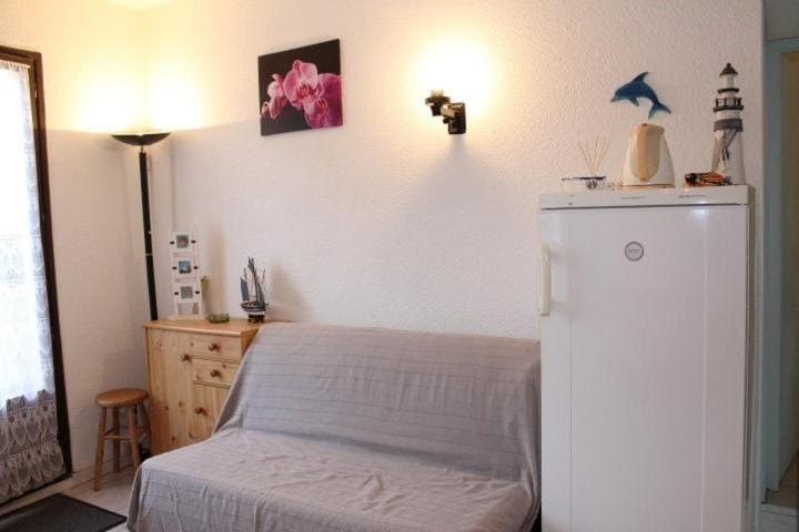 Appartement avec parking privé proche de la plage GN250-089 Apartment in Gruissan
