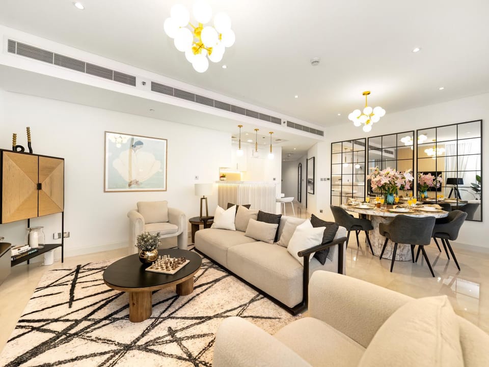 Living room, Seating area, Dining area