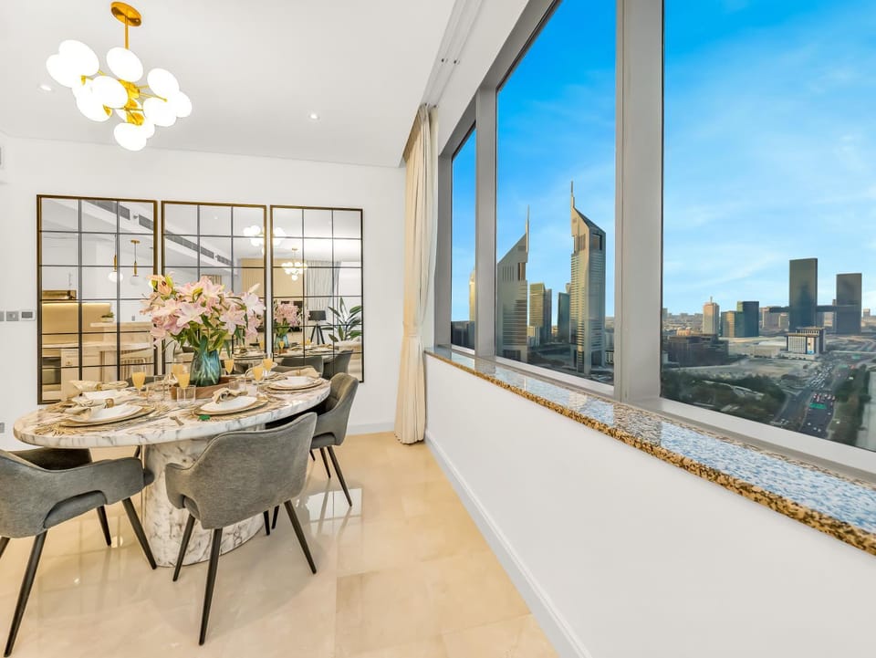 Balcony/Terrace, Dining area, City view