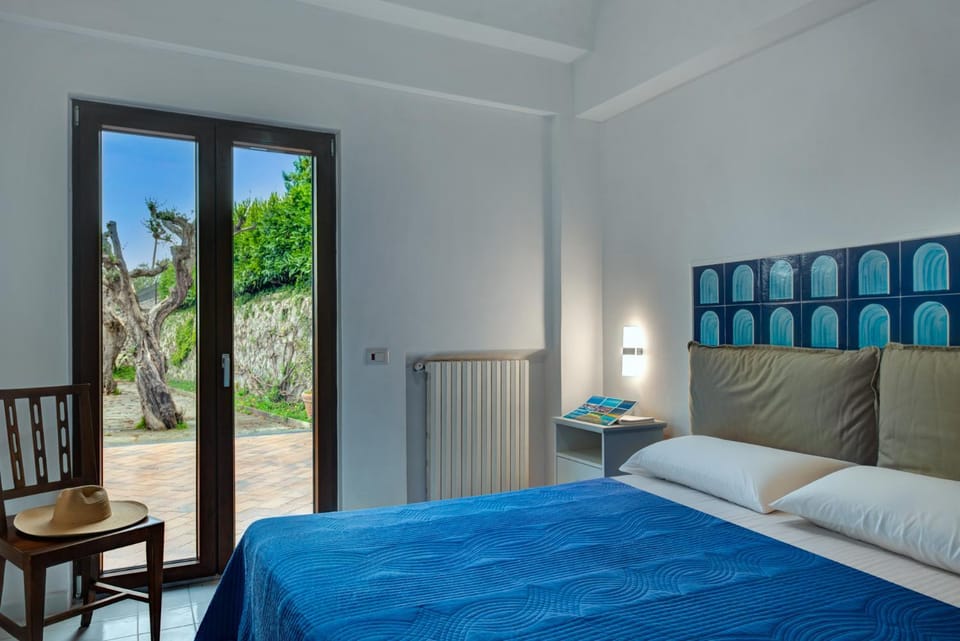 Villa Demetra Capri - Pool and Relaxation Villa in Anacapri