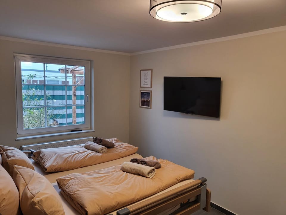 TV and multimedia, Bedroom
