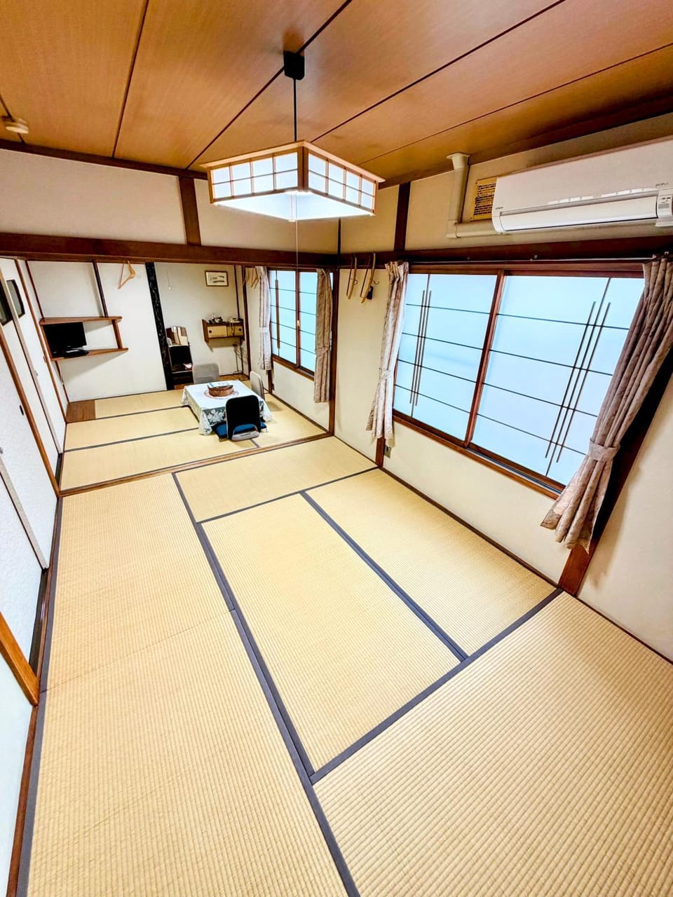 Photo of the whole room