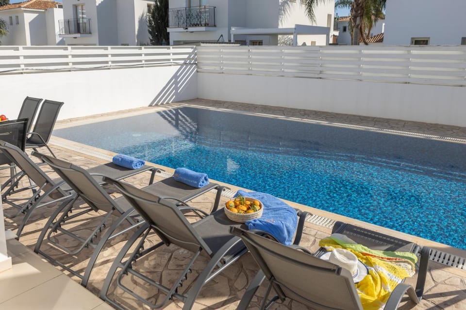 Villa Palms 32 Villa in Paralimni