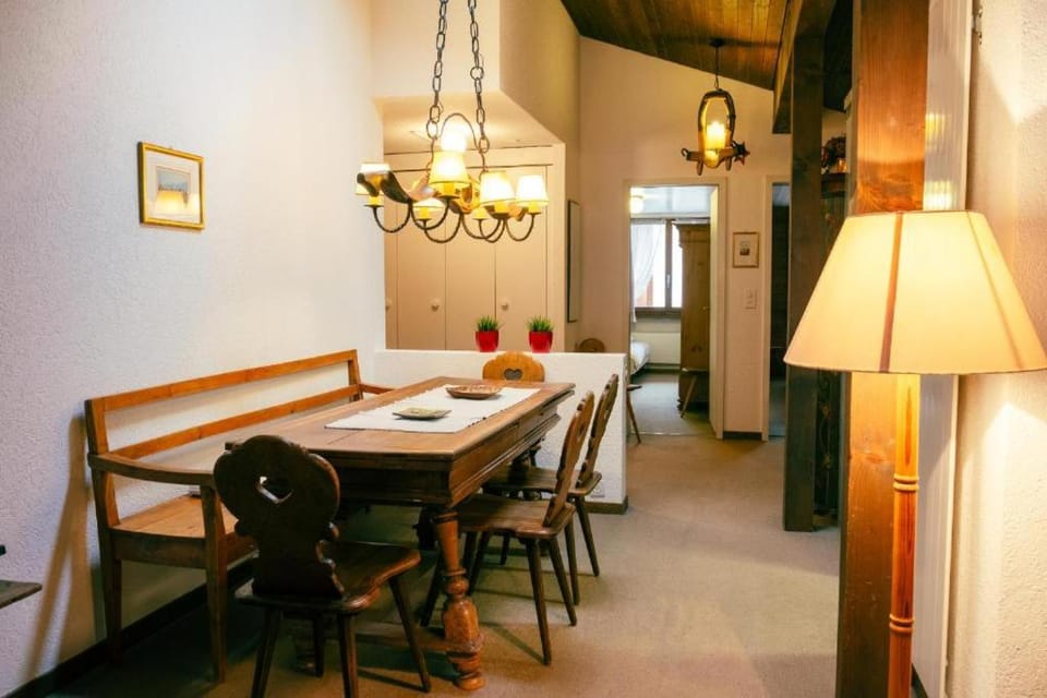 Charming Apartment with Alpine Ambiance Apartment in Saanen