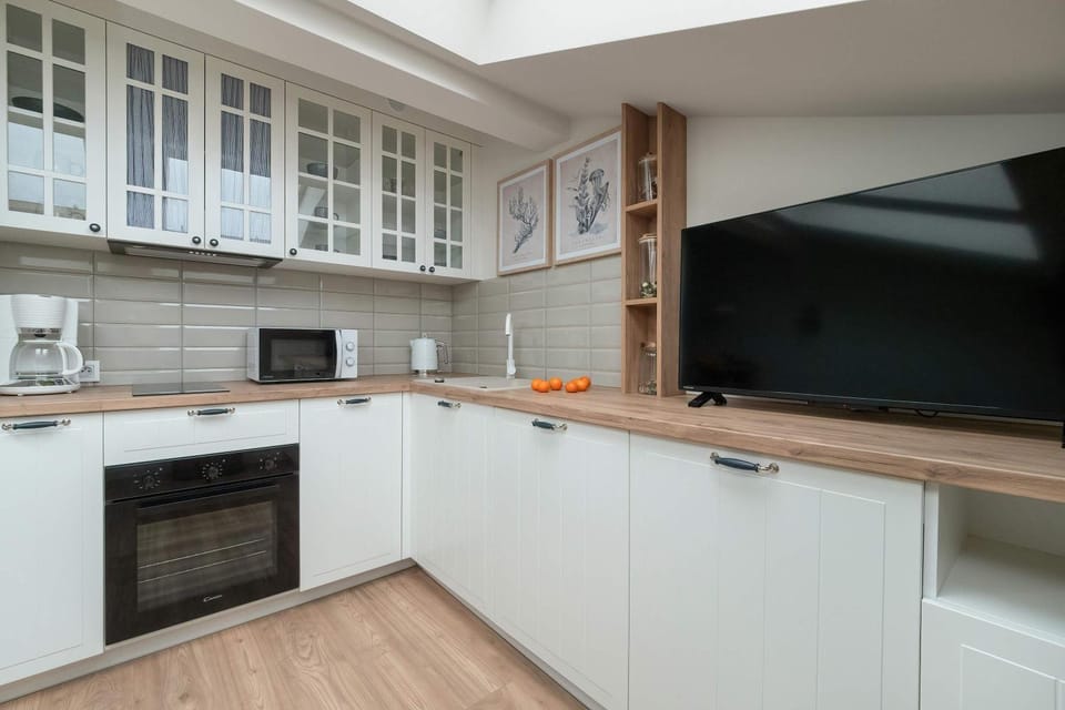 Kitchen or kitchenette, stove