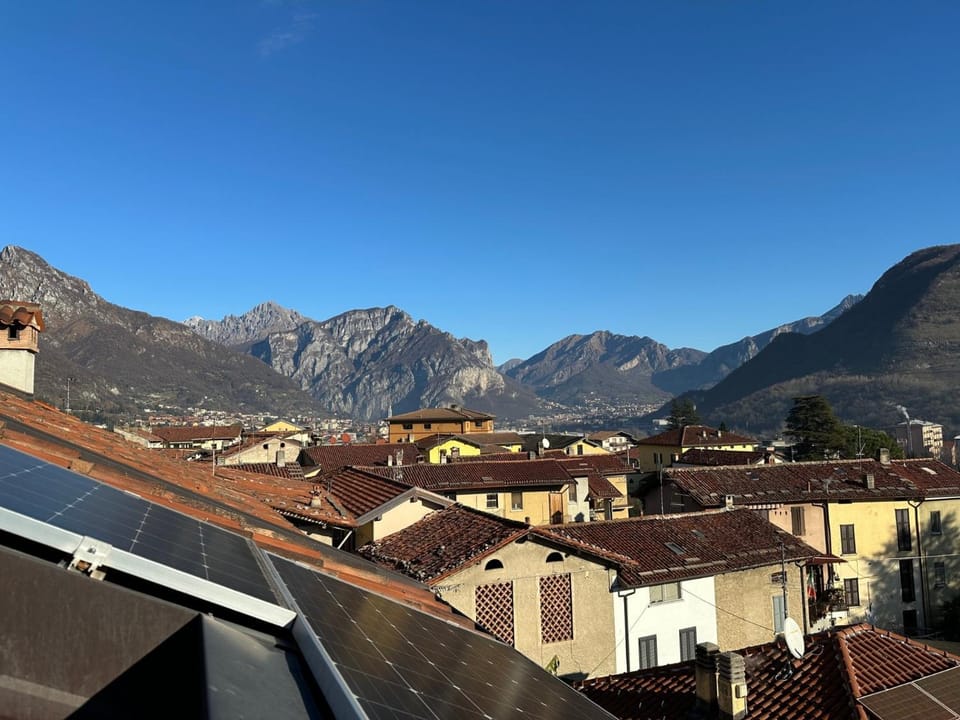 City view, Mountain view