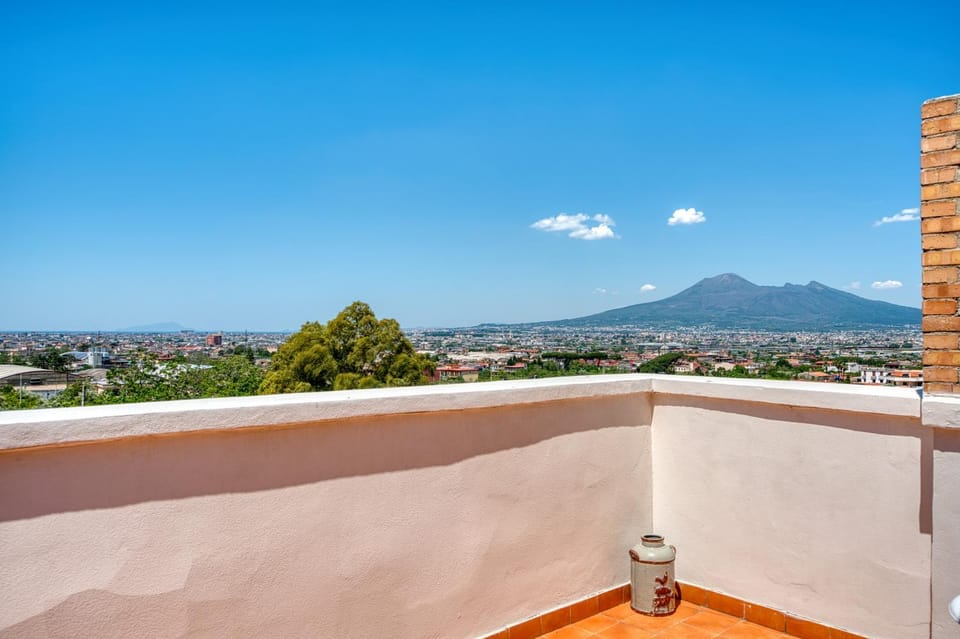 Lumina Two Suites in Historic Villa near Pompeii Apartment in Campania