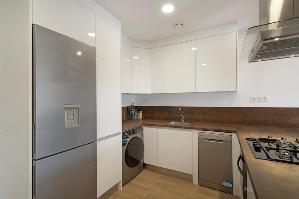 Kitchen or kitchenette, Living room