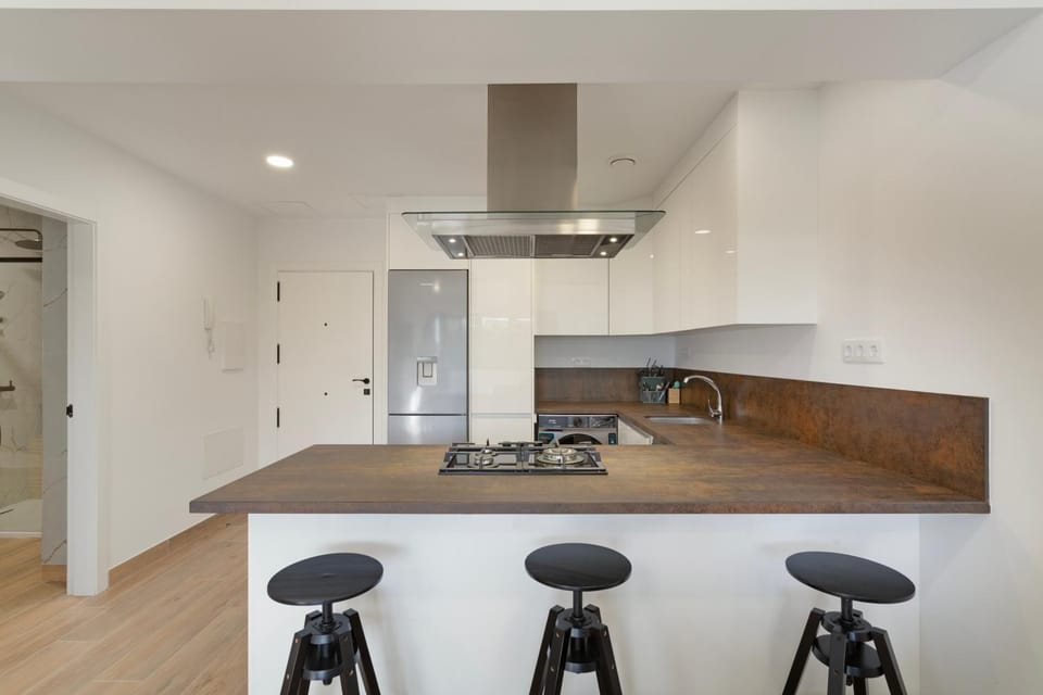Kitchen or kitchenette, Living room
