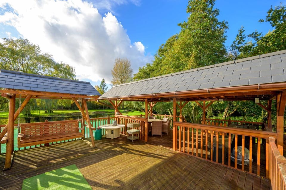 Patio, Garden, Balcony/Terrace, Garden view