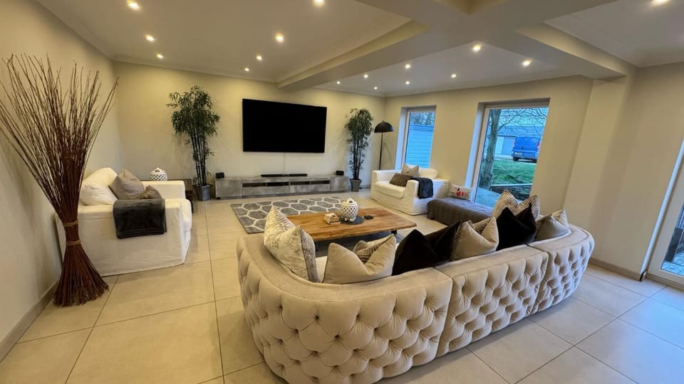 Lounge or bar