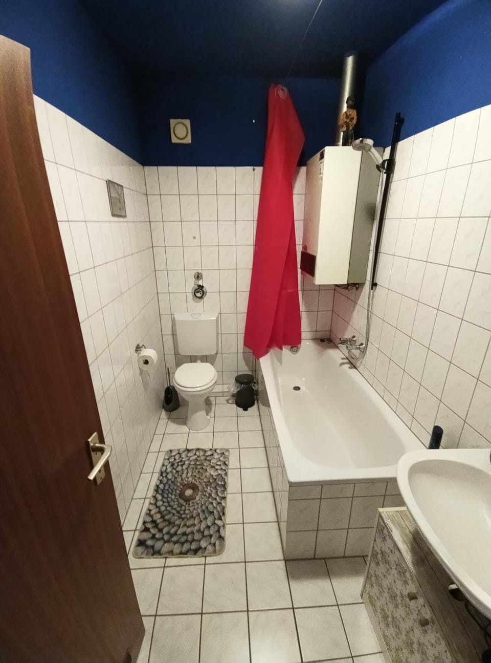 Shower, Toilet, Bathroom, Bath, towels