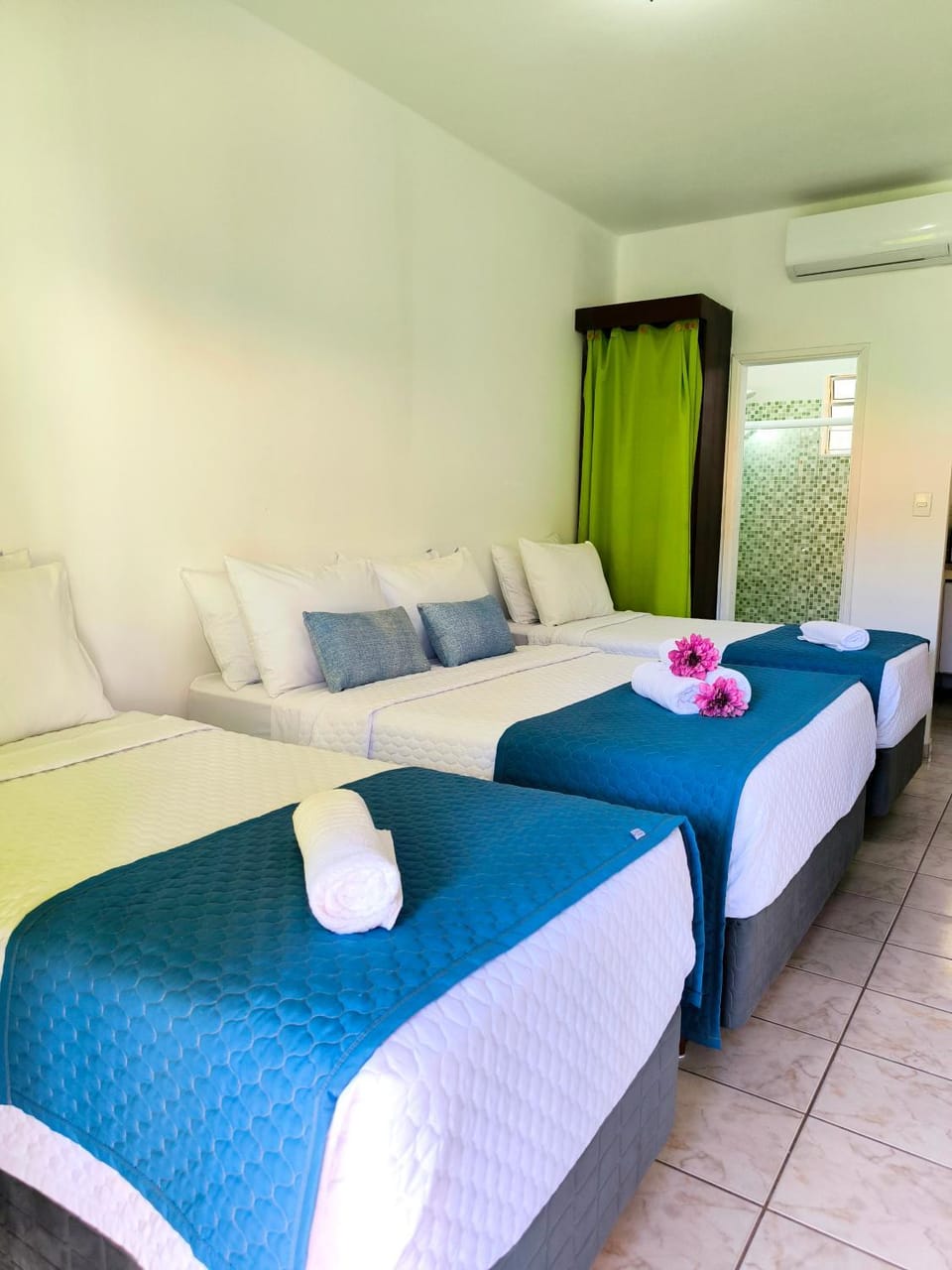 Bed, Photo of the whole room, Bedroom, towels, air conditioner