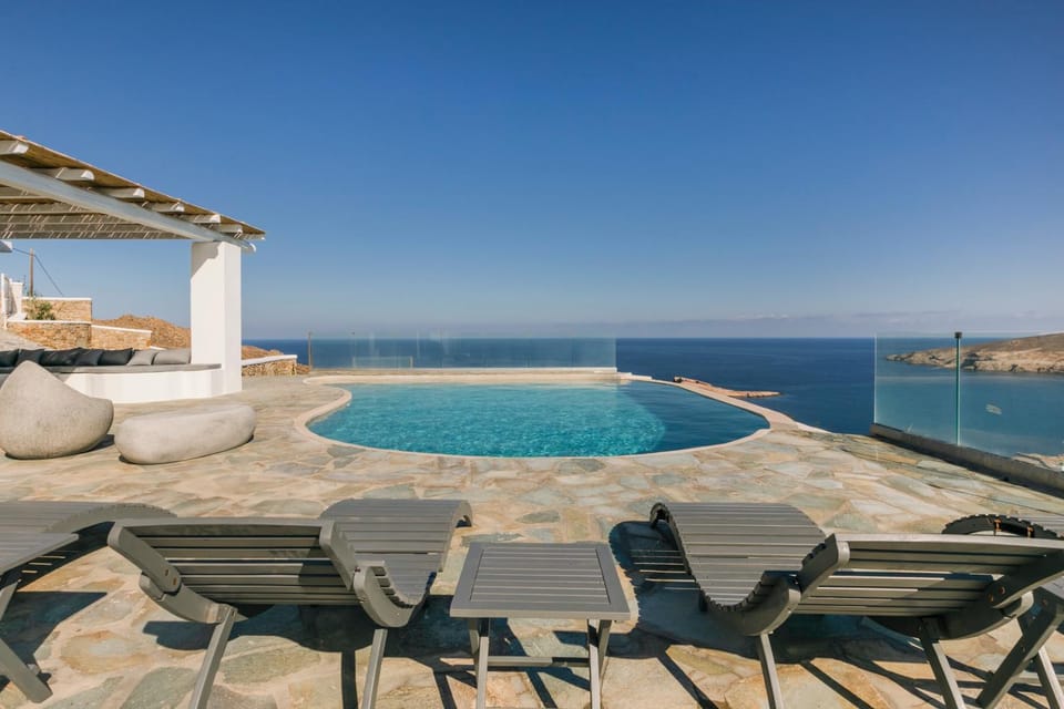 View (from property/room), Pool view, Swimming pool