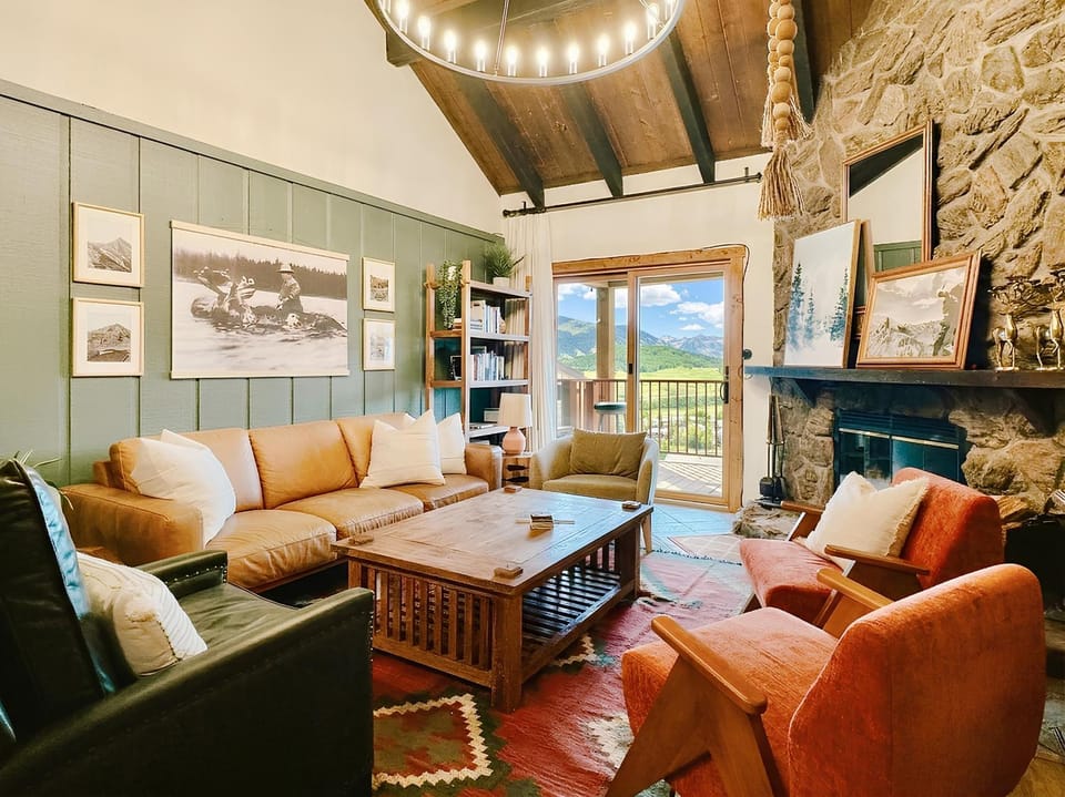 TV and multimedia, Living room, Seating area