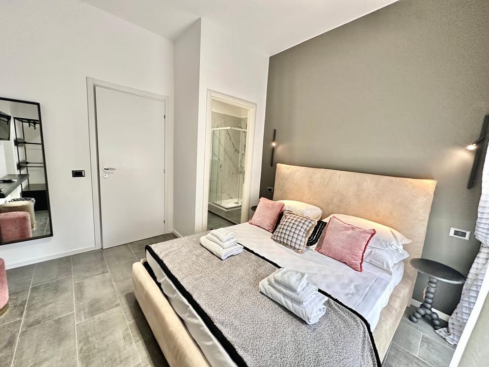 Xcross Suites Garbatella Bed and Breakfast in Rome