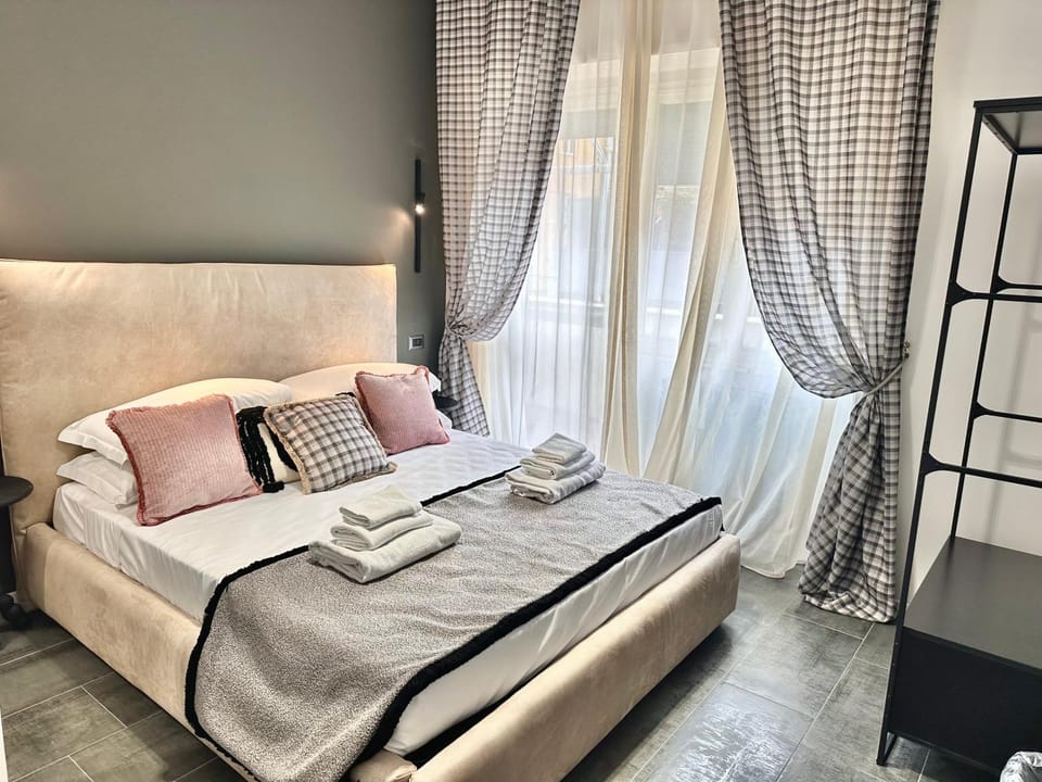 Xcross Suites Garbatella Bed and Breakfast in Rome
