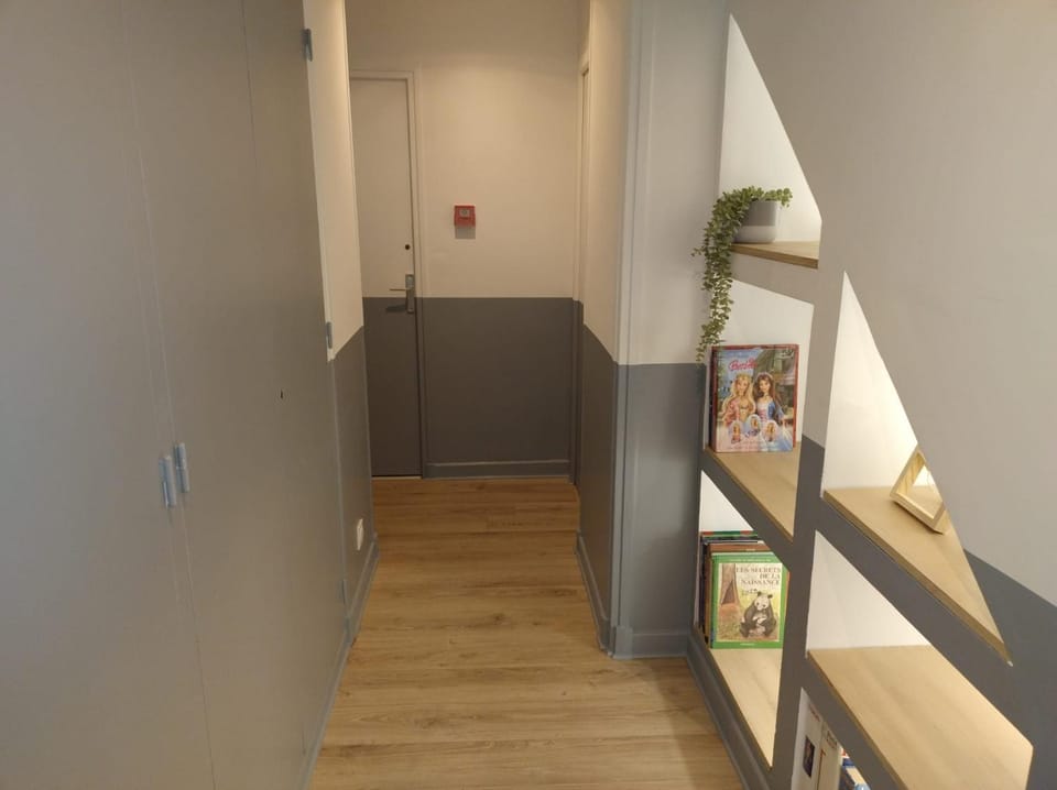 Chambre Nérondes Le Lion d'Or Vacation rental in Centre-Val de Loire