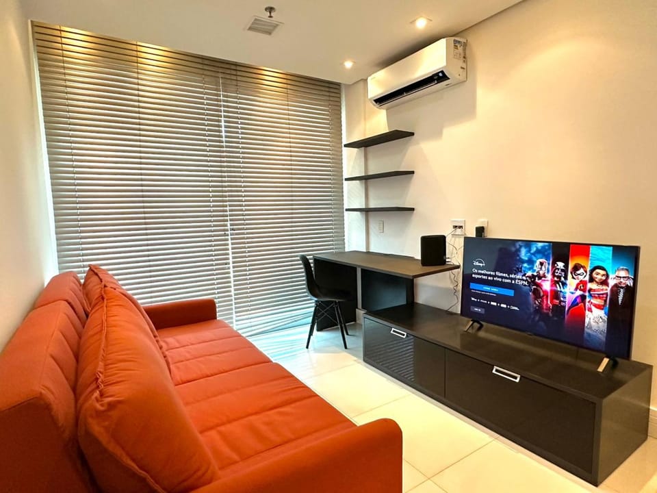 Communal lounge/ TV room, TV and multimedia, Living room, Seating area