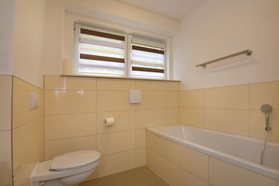 Toilet, Bathroom, Bath