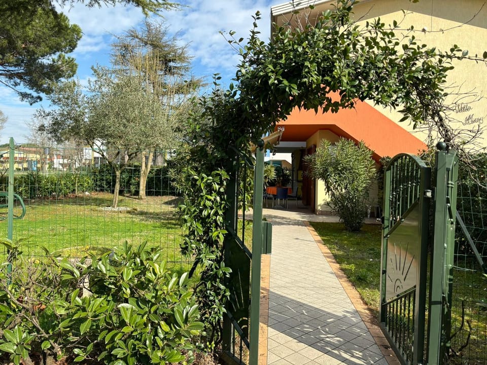 Garden, Garden view