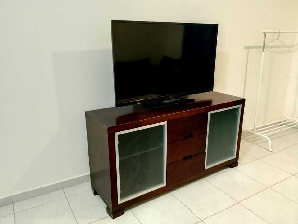 Two bedroom holidays apartment, walking distance to the beach and Harbour Apartment in Paphos