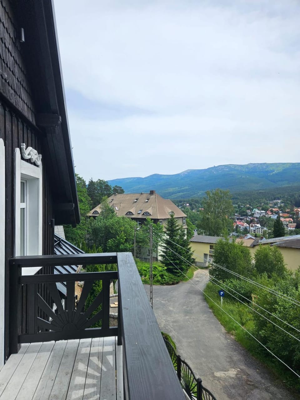 Residence Zielono Mi Apartment in Lower Silesian Voivodeship