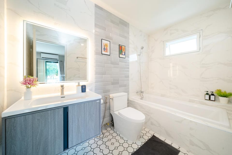 Bathroom, Bath