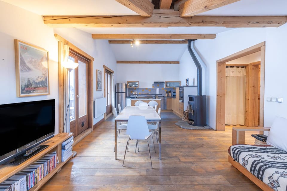 Property building, Living room