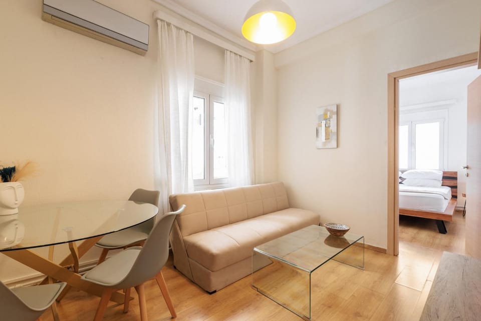 Photo of the whole room, Seating area, Dining area, Bedroom, air conditioner