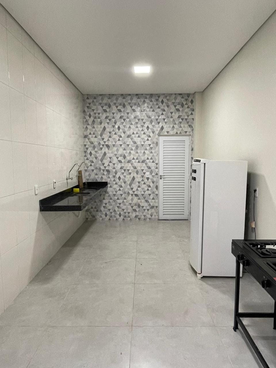 Kitchen or kitchenette, Communal kitchen, kitchen
