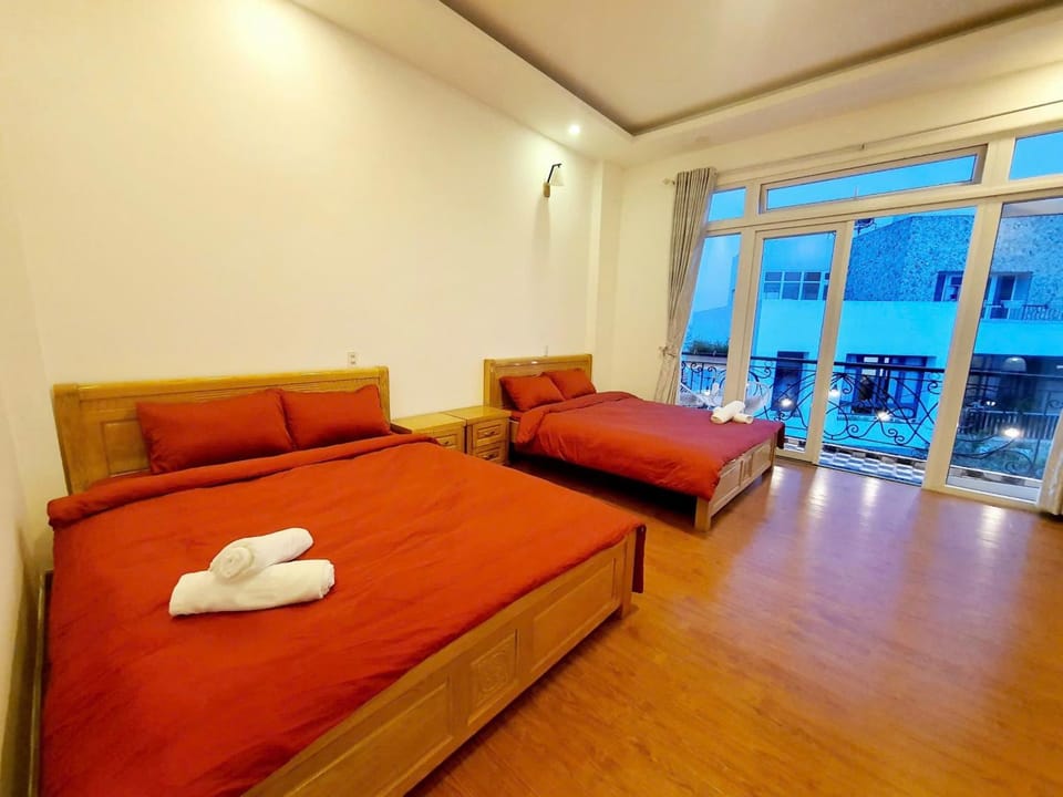 Phố Homestay Bed and Breakfast in Dalat