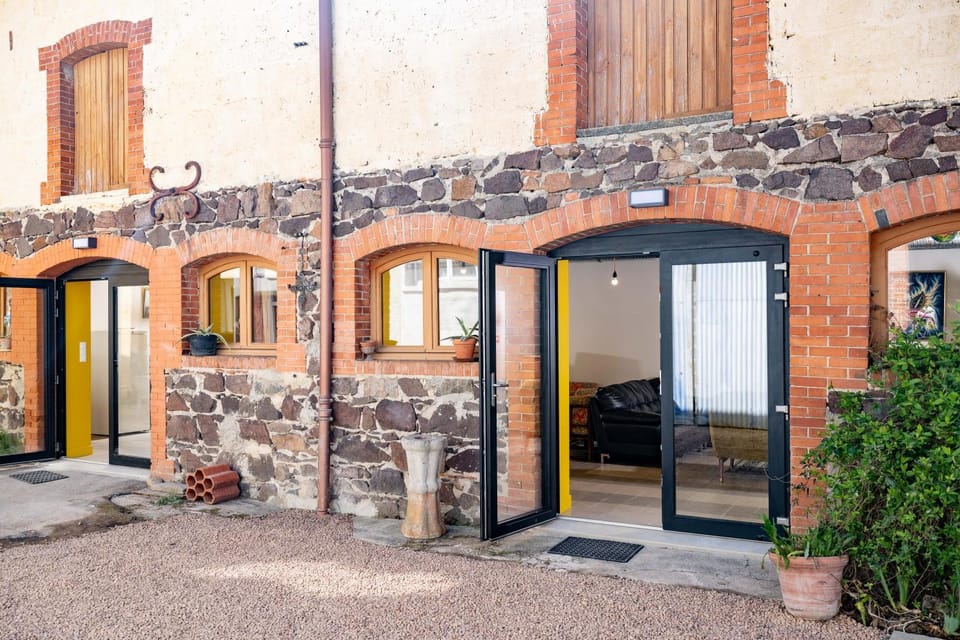 Inner courtyard view