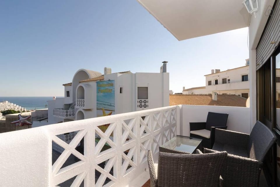 404 - Oura - 2 Bedroom - Sea View Apartment in Albufeira