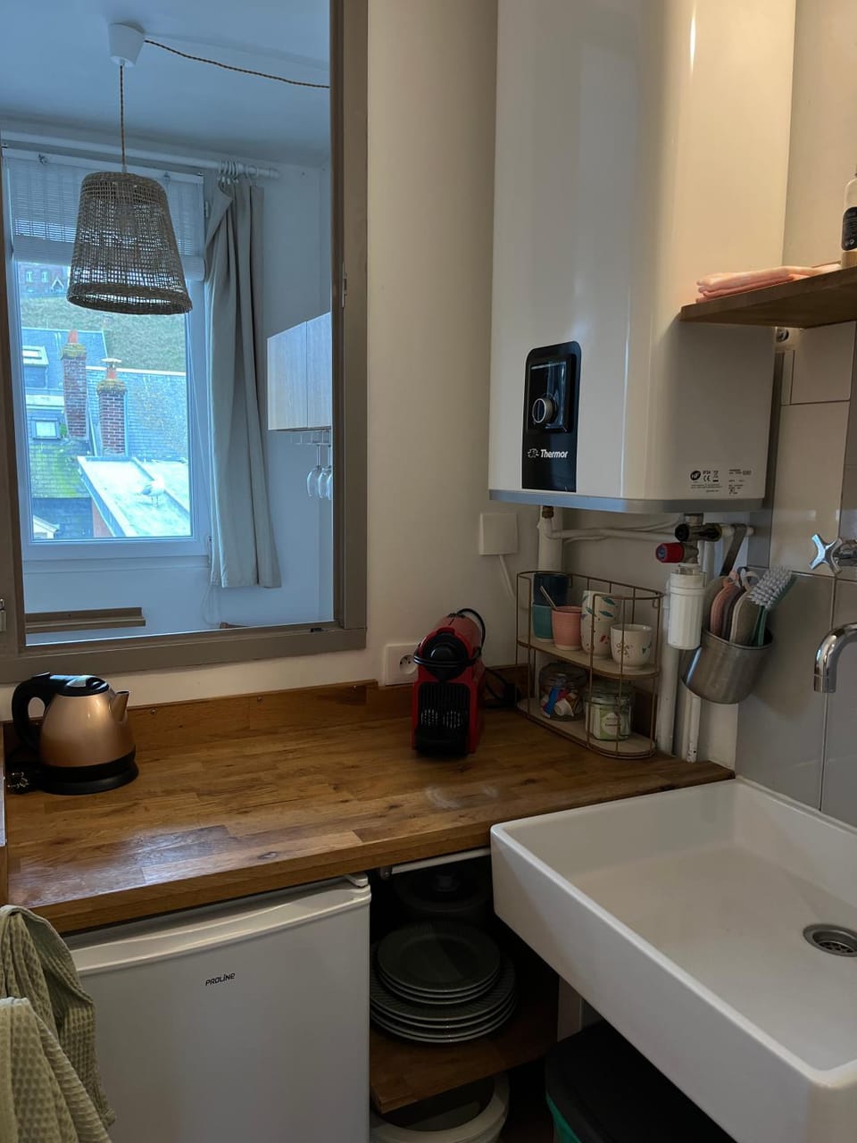 Kitchen or kitchenette