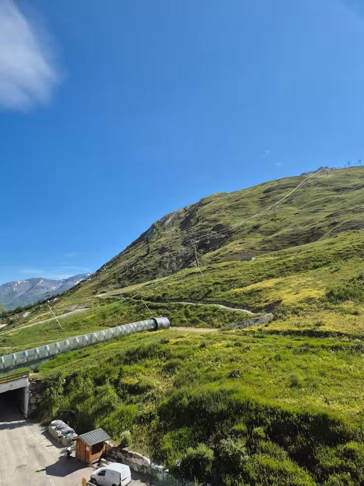 Property building, Natural landscape, Mountain view