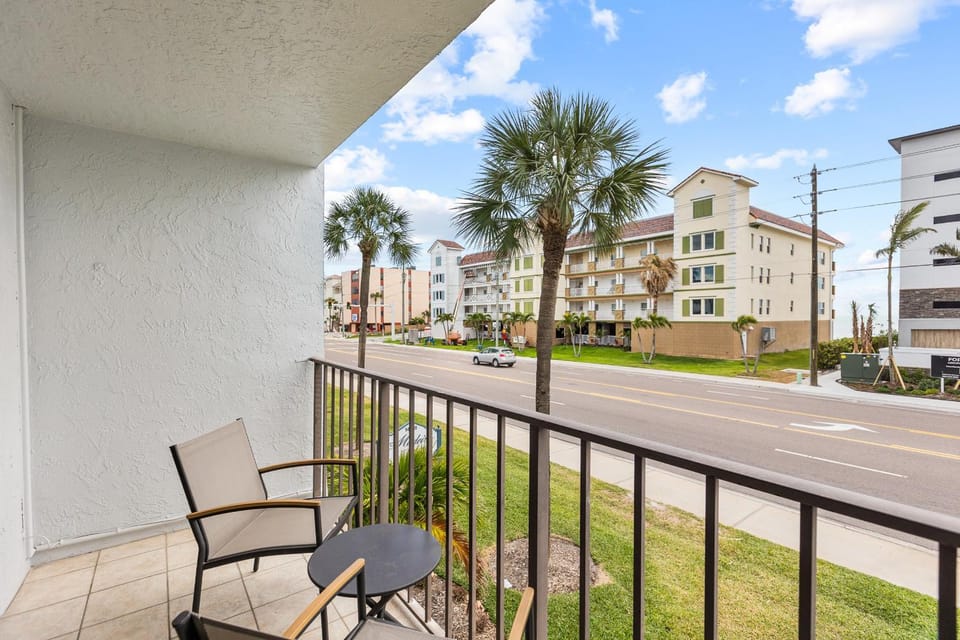 One Bedroom 1 1/2 Bath Madeira Place #211 Apartment in Madeira Beach