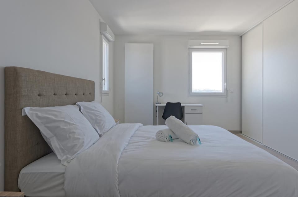 T3 Duplex avec parking et balcon à Euromed Apartment in Marseille