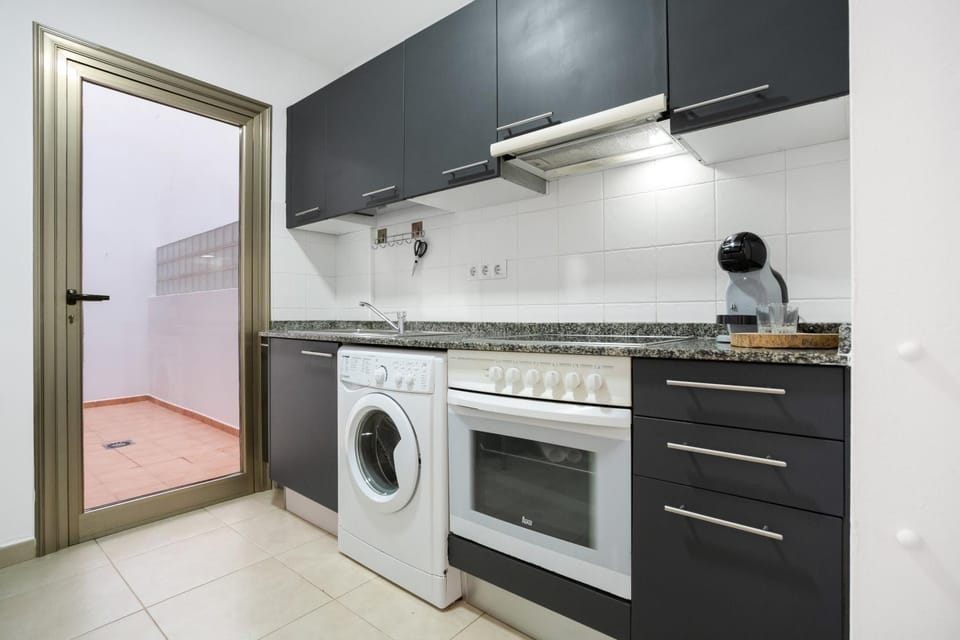 Kitchen or kitchenette, Living room