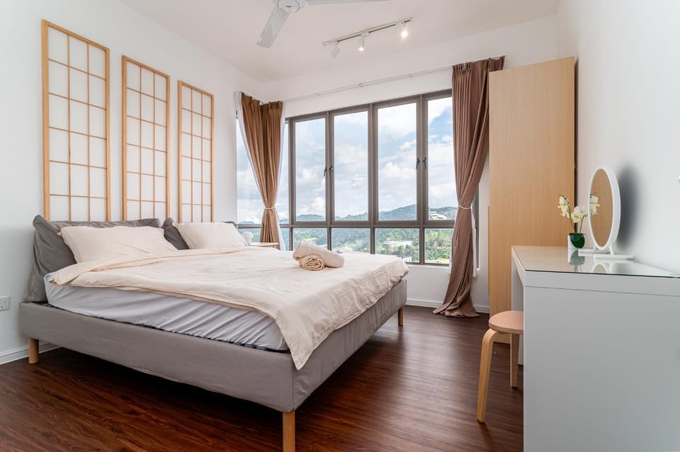Bed, Bedroom, towels
