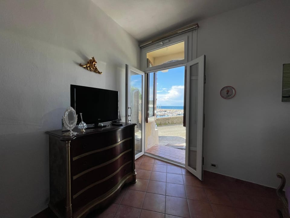 TV and multimedia, Sea view