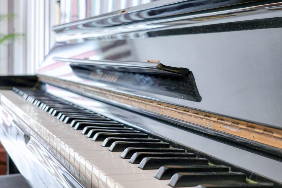 Le Luberon - T3 proche mer - parking - piscine Apartment in Six-Fours-les-Plages