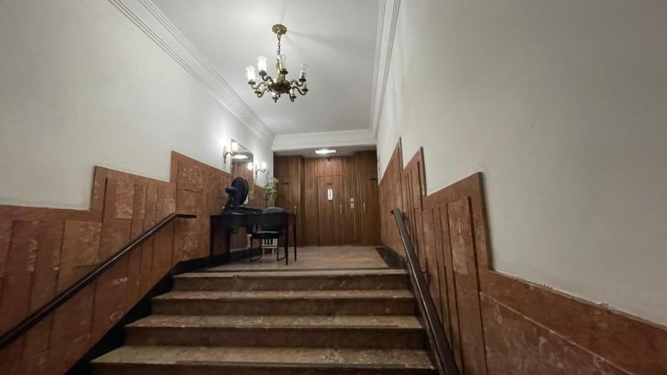 Property building, Facade/entrance, Lobby or reception